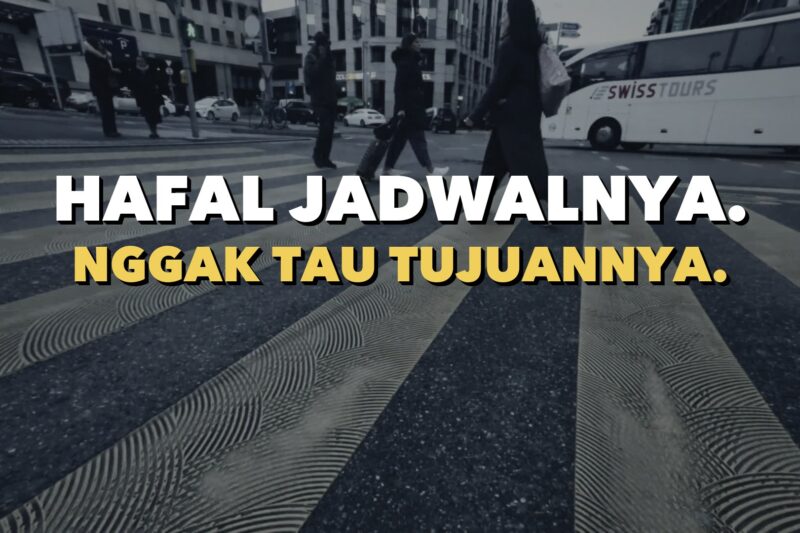 Papan keberangkatan di Gare Cornavin, Jenewa