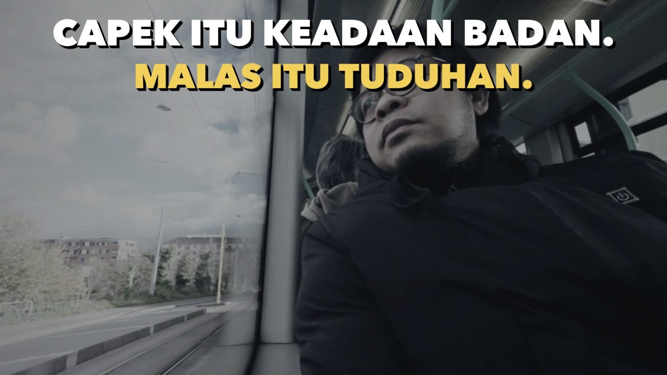 Duduk sendirian di halte di Jenewa